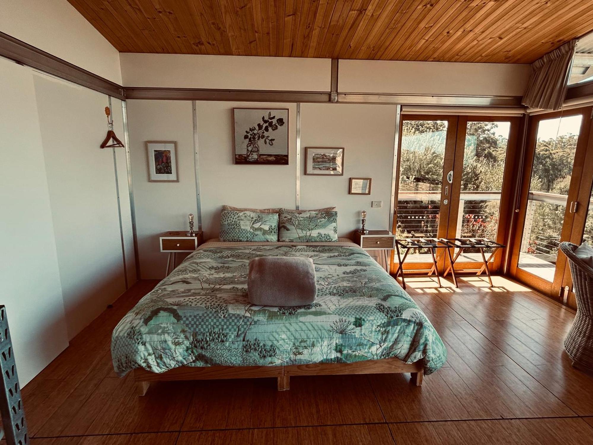 Hobart Hideaway Pods Kingston