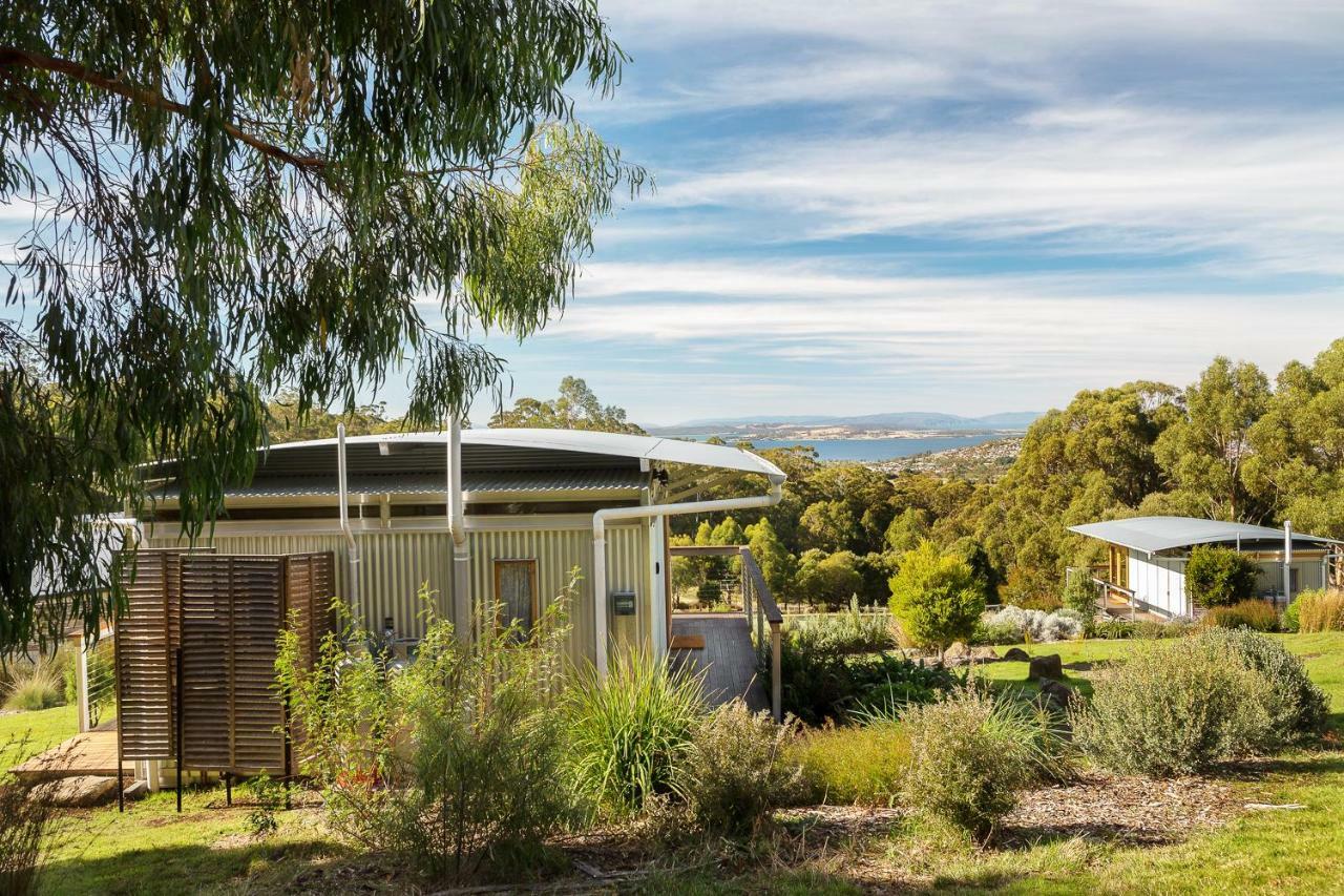 Hobart Hideaway Pods 3*