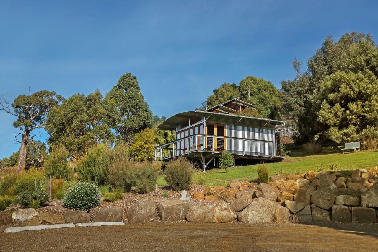 Hobart Hideaway Pods 3* Kingston