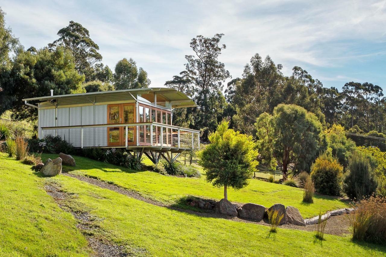 Hobart Hideaway Pods 3* Kingston
